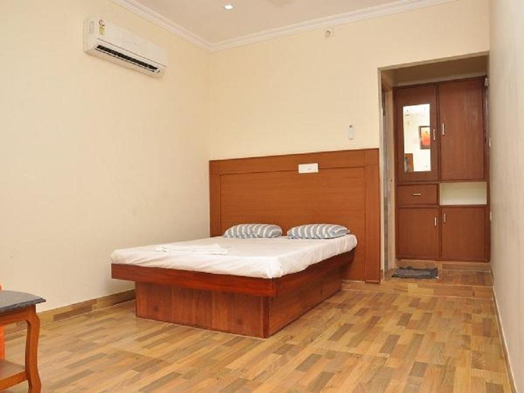 ארודה Metro Altis Lodge מראה חיצוני תמונה